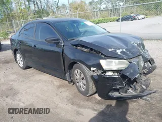 2012 Volkswagen Jetta Sedan S with VIN 3VW2K7AJ8CM370811, listed as a IAAI auction lot 41903743 with 200,519 mi miles. Bid and sale history available at carsss.com. Image 1.