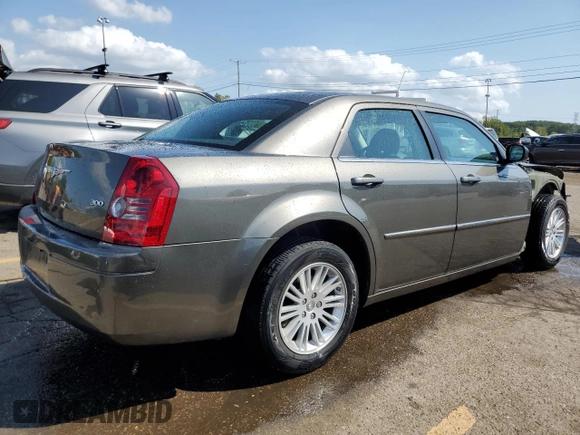 2009 Chrysler 300 LX with VIN 2C3KA43DX9H517198, listed as a Copart auction lot 71827414 with 81,888 mi miles and Clean Title. Bid and sale history available at carsss.com. Image 3.