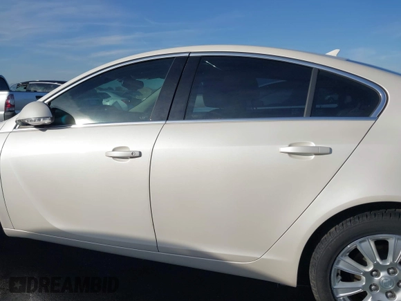 2012 Buick Regal with VIN 2G4GR5ER8C9142496, listed as a IAAI auction lot 41165552 with 79,828 mi miles. Bid and sale history available at carsss.com. Image 14.