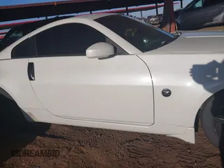2003 Nissan 350Z Enthusiast with VIN JN1AZ34D43T116381, listed as a IAAI auction lot 41507588 with 195,944 mi miles. Bid and sale history available at carsss.com. Image 13.