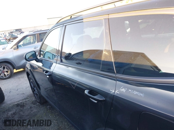 2024 Kia Telluride EX X-Line with VIN 5XYP3DGC1RG500768, listed as a IAAI auction lot 41587785 with 11,797 mi miles and . Bid and sale history available at DreamBid. Image 15.