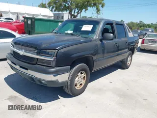 2003 Chevrolet Avalanche with VIN 3GNEC13T03G328843, listed as a IAAI auction lot 42059671 with 210,159 mi miles. Bid and sale history available at carsss.com. Image 2.