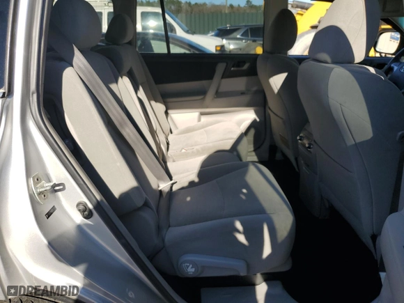 2011 Toyota Highlander with VIN 5TDZA3EH8BS011090, listed as a Copart auction lot 43579365 with 209,698 mi miles and Salvage Title. Bid and sale history available at carsss.com. Image 11.