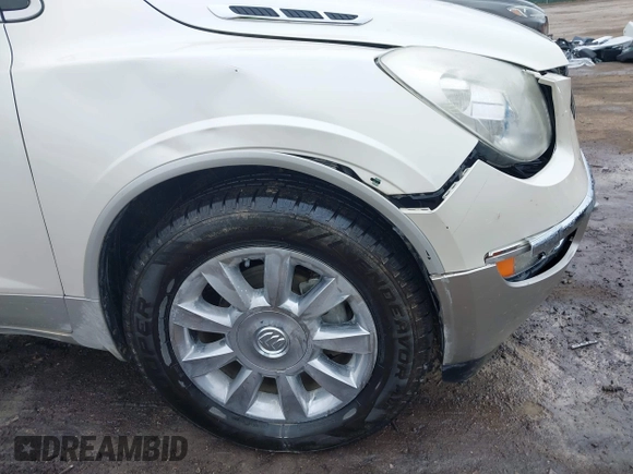 2011 Buick Enclave CXL-1 with VIN 5GAKRBED2BJ112318, listed as a IAAI auction lot 41486152 with 207,537 mi miles. Bid and sale history available at carsss.com. Image 6.