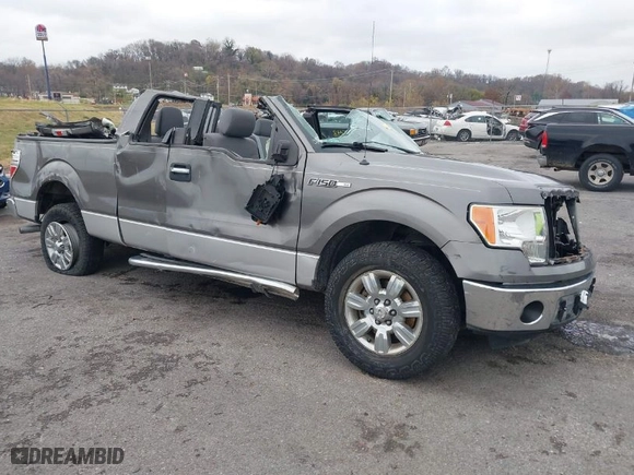 2012 Ford F-150 XL with VIN 1FTEX1CM0CFB07816, listed as a IAAI auction lot 38115748 with 197,740 mi miles. Bid and sale history available at carsss.com. Image 1.