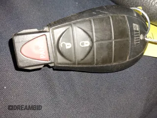 2020 Jeep Cherokee Latitude z VIN 1C4PJLCB1LD535765, wystawiony jako IAAI lot #41580618 z przebiegiem 56 040 mil mil oraz . Historia ofert i sprzedaży dostępna na DreamBid. Obrazek 11.