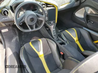 2018 McLaren 720S z VIN SBM14DCA2JW000849, wystawiony jako Copart lot #71075974 z przebiegiem Nie podano mil oraz Szkody całkowita. Historia ofert i sprzedaży dostępna na DreamBid. Obrazek 8.