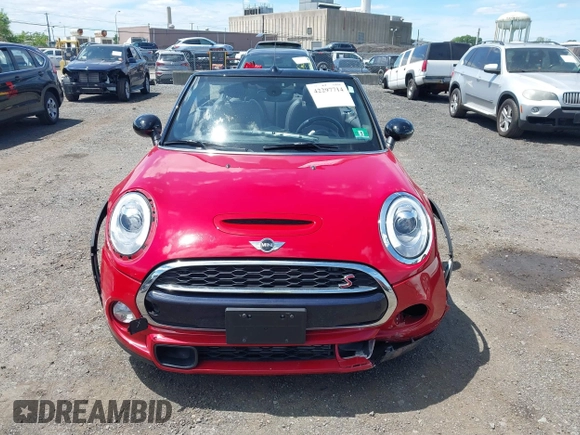 2017 MINI Convertible Cooper S with VIN WMWWG9C53H3C22950, listed as a IAAI auction lot 42297714 with 22,613 mi miles and . Bid and sale history available at DreamBid. Image 12.