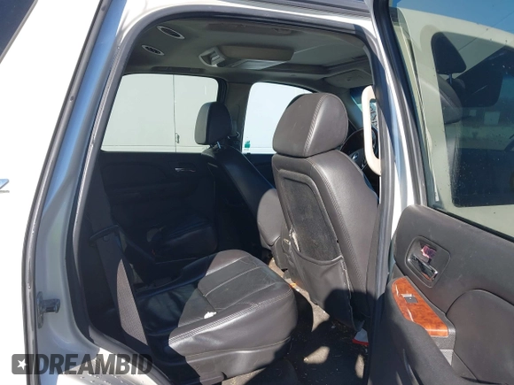 2008 Chevrolet Tahoe LTZ с VIN 1GNFK13048R224974, выставлен на аукционе IAAI как лот 41659213 с пробегом 291 224 миль миль и . История ставок и продаж доступна на DreamBid. Изображение 8.