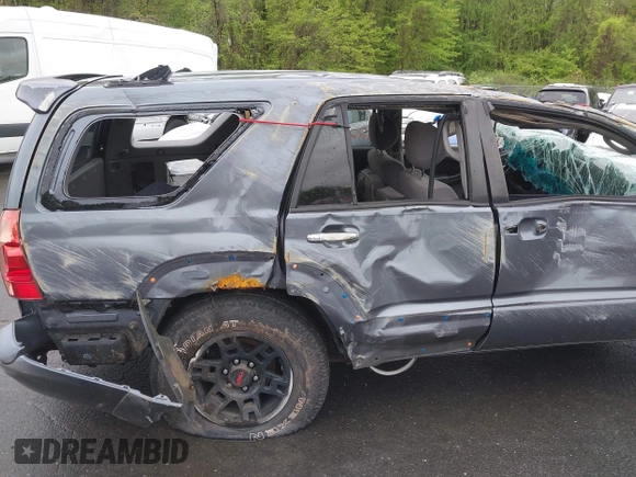 2004 Toyota 4Runner SR5 with VIN JTEBU14R840050447, listed as a IAAI auction lot 42201440 with Not Provided miles and . Bid and sale history available at DreamBid. Image 13.