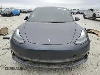2023 Tesla Model 3 z VIN 5YJ3E1EA1PF649629, wystawiony jako Copart lot #78070704 z przebiegiem Nie podano mil oraz Szkoda całkowita • Salvage title. Historia ofert i sprzedaży dostępna na DreamBid. Obrazek 5.