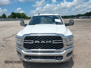 2024 Ram 2500 Big Horn с VIN 3C6UR5JL3RG337694, выставлен на аукционе IAAI как лот 42746220 с пробегом 70 227 миль миль и . История ставок и продаж доступна на DreamBid. Изображение 13.