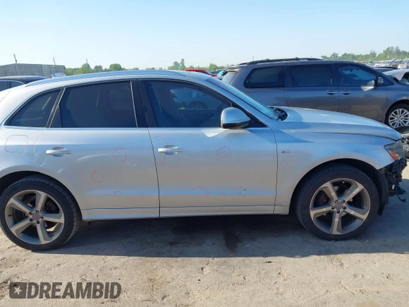 2012 Audi Q5 Premium Plus z VIN WA1DKAFP7CA094473, wystawiony jako IAAI lot #41968862 z przebiegiem 128 545 mil mil oraz . Historia ofert i sprzedaży dostępna na DreamBid. Obrazek 14.