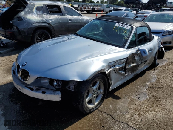 1998 BMW 3 Series Z3 2.8 z VIN 4USCJ3335WLC16206, wystawiony jako Copart lot #68746354 z przebiegiem 131 071 mil mil oraz Szkoda całkowita • Salvage title. Historia ofert i sprzedaży dostępna na DreamBid. Obrazek 1.