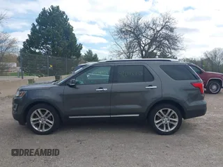 2016 Ford Explorer Limited with VIN 1FM5K8F89GGA06436, listed as a IAAI auction lot 42098933 with 215,526 mi miles. Bid and sale history available at carsss.com. Image 14.