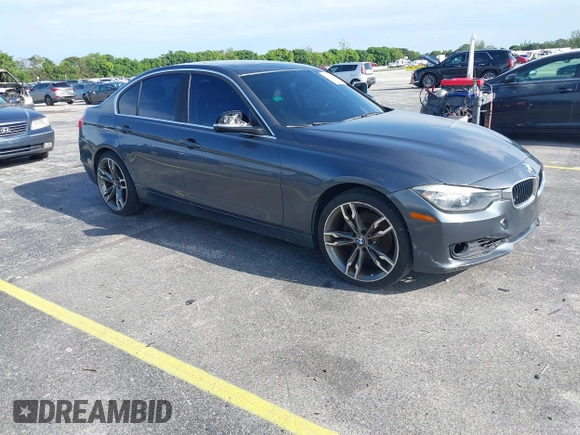 2015 BMW 3 Series 328i z VIN WBA3A5G57FNS82543, wystawiony jako IAAI lot #42731940 z przebiegiem 102 773 mil mil oraz . Historia ofert i sprzedaży dostępna na DreamBid. Obrazek 1.