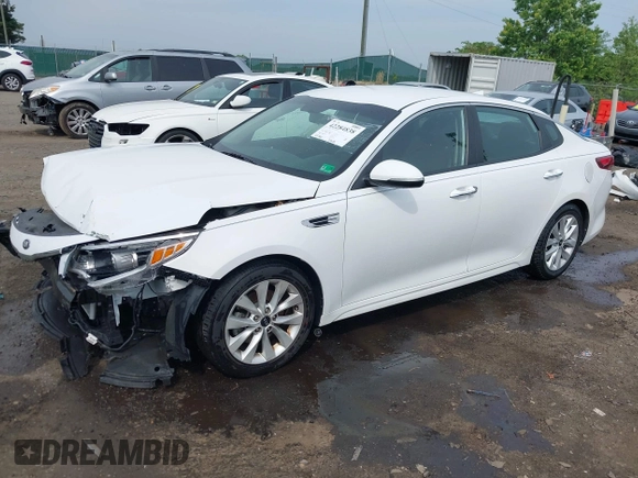 2018 Kia Optima S z VIN 5XXGT4L36JG233495, wystawiony jako IAAI lot #42284838 z przebiegiem 67 323 mil mil oraz . Historia ofert i sprzedaży dostępna na DreamBid. Obrazek 18.