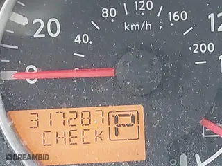 2011 Nissan Pathfinder LE with VIN 5N1AR1NN5BC634583, listed as a IAAI auction lot 41927831 with 317,287 mi miles. Bid and sale history available at carsss.com. Image 7.