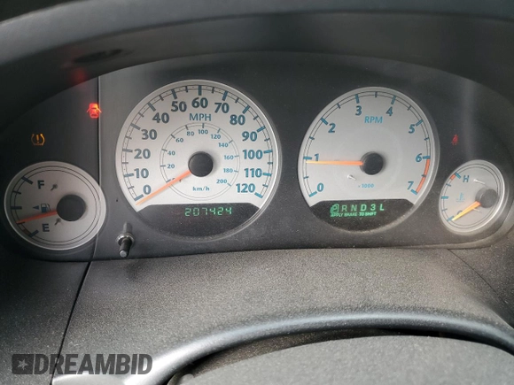 2007 Chrysler Town & Country Touring with VIN 2A4GP54L67R213184, listed as a Copart auction lot 76761914 with 207,424 mi miles and Salvage Title. Bid and sale history available at DreamBid. Image 9.