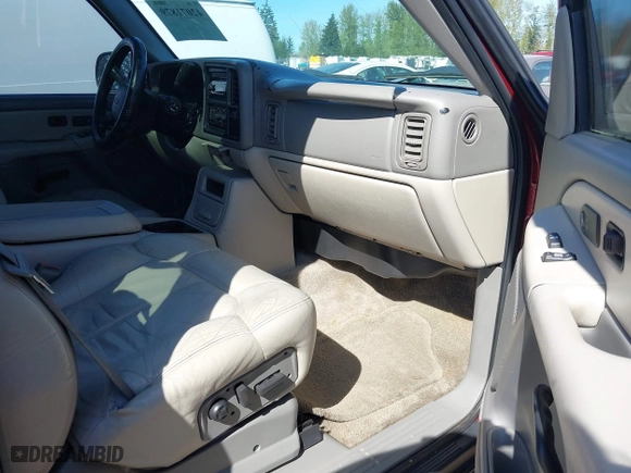 2001 Chevrolet Tahoe LS with VIN 1GNEK13T61J251300, listed as a IAAI auction lot 42071879 with 193,300 mi miles. Bid and sale history available at carsss.com. Image 5.