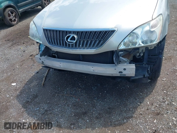 2004 Lexus RX with VIN 2T2GA31U64C016581, listed as a IAAI auction lot 41944766 with 258,250 mi miles. Bid and sale history available at carsss.com. Image 6.