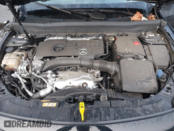 2021 Mercedes-Benz GLB 250 z VIN W1N4M4GB3MW107480, wystawiony jako IAAI lot #41827300 z przebiegiem 45 967 mil mil oraz . Historia ofert i sprzedaży dostępna na DreamBid. Obrazek 10.