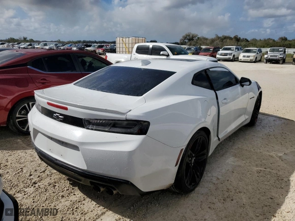 2018 Chevrolet Camaro 2LT with VIN 1G1FD1RS7J0127394, listed as a Copart auction lot 77312594 with 122,595 mi miles and Non Repairable. Bid and sale history available at carsss.com. Image 3.