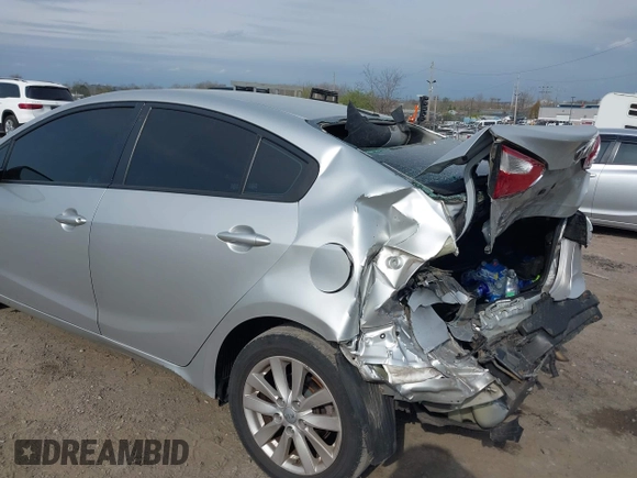 2014 Kia Forte LX with VIN KNAFX4A61E5081257, listed as a IAAI auction lot 42011042 with Not Provided miles and . Bid and sale history available at carsss.com. Image 11.