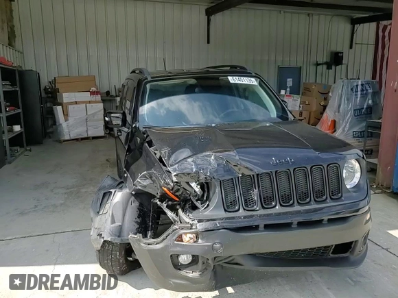 2018 Jeep Renegade Altitude with VIN ZACCJABB2JPJ02780, listed as a Copart auction lot 61401135 with 120,975 mi miles and Salvage title. Bid and sale history available at DreamBid. Image 13.