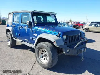 2010 Jeep Wrangler Unlimited Sport with VIN 1J4BA3H19AL197779, listed as a IAAI auction lot 41620455 with 161,697 mi miles. Bid and sale history available at carsss.com. Image 6.