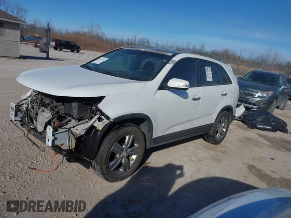 2013 Kia Sorento EX with VIN 5XYKU4A24DG395420, listed as a IAAI auction lot 41424732 with 154,661 mi miles and . Bid and sale history available at carsss.com. Image 2.