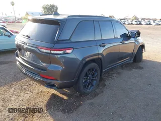 2024 Jeep Grand Cherokee with VIN 1C4RJYB65R8956514, listed as a IAAI auction lot 42014321 with 25,568 mi miles and . Bid and sale history available at DreamBid. Image 4.