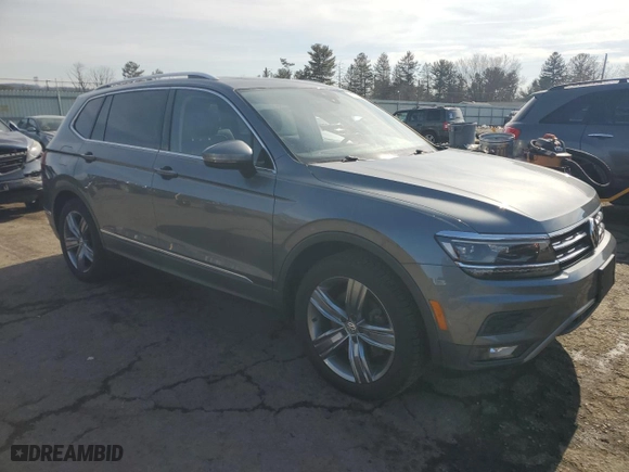 2019 Volkswagen Tiguan SEL Premium with VIN 3VV4B7AX7KM017038, listed as a Copart auction lot 45225445 with 70,500 mi miles and Salvage Title. Bid and sale history available at carsss.com. Image 4.