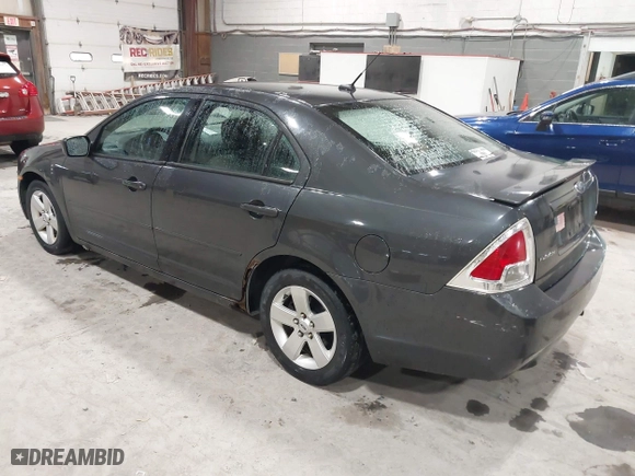 2007 Ford Fusion SE with VIN 3FAHP07Z87R279863, listed as a IAAI auction lot 41912611 with 197,703 mi miles. Bid and sale history available at carsss.com. Image 3.