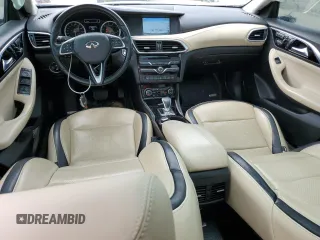 2019 Infiniti QX30 Luxe z VIN SJKCH5CP9KA009964, wystawiony jako Copart lot #58867205 z przebiegiem 96 298 mil mil oraz Szkoda całkowita • Salvage title. Historia ofert i sprzedaży dostępna na DreamBid. Obrazek 8.