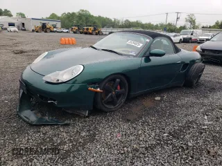 2002 Porsche Boxster S z VIN WP0CB29892U663753, wystawiony jako Copart lot #55394025 z przebiegiem 62 241 mil mil oraz Szkoda całkowita • Salvage title. Historia ofert i sprzedaży dostępna na DreamBid. Obrazek 1.