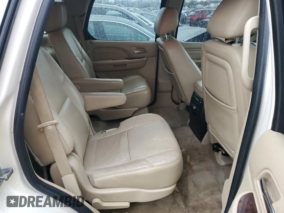 2013 Cadillac Escalade Premium with VIN 1GYS4CEF0DR285192, listed as a Copart auction lot 84048574 with 286,579 mi miles and Clean Title. Bid and sale history available at carsss.com. Image 11.