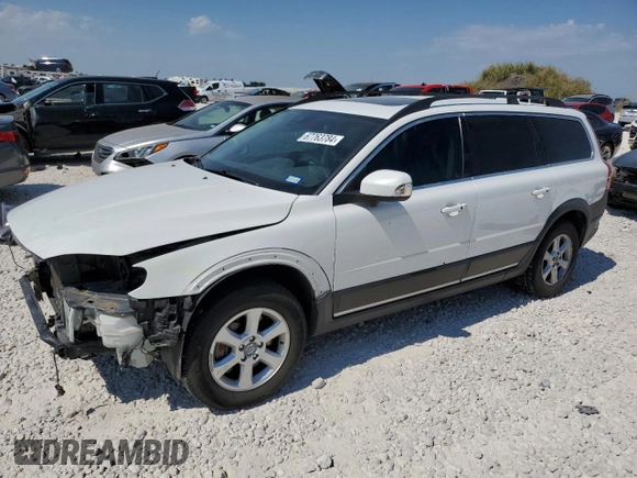 2013 Volvo XC70 3.2L with VIN YV4952BZ8D1162083, listed as a Copart auction lot 67763784 with 195,377 mi miles and Salvage Title. Bid and sale history available at DreamBid. Image 1.