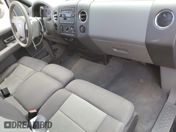 2004 Ford F-150 XL with VIN 1FTPF12584NC32561, listed as a Copart auction lot 74464844 with 250,379 mi miles and Salvage title. Bid and sale history available at DreamBid. Image 8.