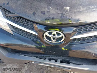 2014 Toyota RAV4 Limited with VIN 2T3DFREVXEW135188, listed as a IAAI auction lot 41545396 with 178,234 mi miles. Bid and sale history available at carsss.com. Image 17.