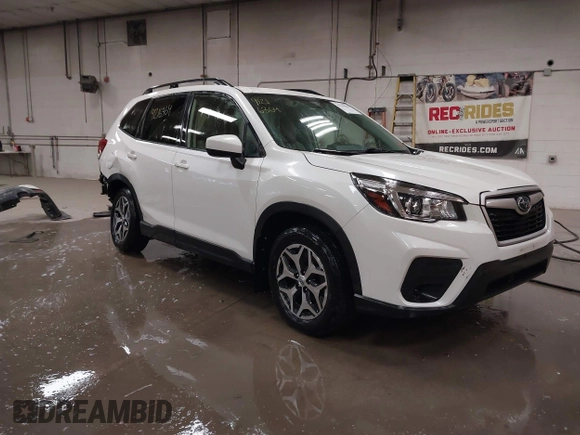 2019 Subaru Forester Premium with VIN JF2SKAGC3KH423315, listed as a IAAI auction lot 41216364 with 105,019 mi miles. Bid and sale history available at carsss.com. Image 1.