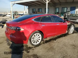 2017 Tesla Model S 60 with VIN 5YJSA1E15HF210006, listed as a Copart auction lot 85096644 with 225,497 mi miles and Salvage title. Bid and sale history available at DreamBid. Image 3.