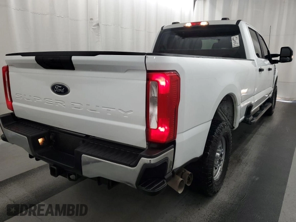 2023 Ford F-250 XL with VIN 1FT7W2BTXPEC15107, listed as a IAAI auction lot 42681296 with 55,903 mi miles and . Bid and sale history available at DreamBid. Image 17.