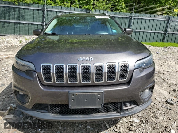 2019 Jeep Cherokee Latitude Plus with VIN 1C4PJMLBXKD130606, listed as a Copart auction lot 55272064 with 103,684 mi miles and Non Repairable. Bid and sale history available at carsss.com. Image 5.