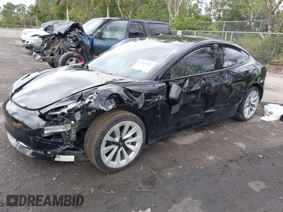 2023 Tesla Model 3 z VIN 5YJ3E1EA4PF433466, wystawiony jako IAAI lot #42249247 z przebiegiem 39 808 mil mil oraz . Historia ofert i sprzedaży dostępna na DreamBid. Obrazek 18.