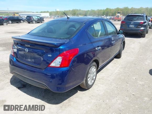 2019 Nissan Versa SV z VIN 3N1CN7AP1KL871484, wystawiony jako IAAI lot #42160363 z przebiegiem 91 012 mil mil oraz . Historia ofert i sprzedaży dostępna na DreamBid. Obrazek 4.