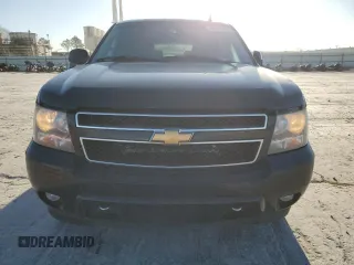 2012 Chevrolet Suburban LTZ with VIN 1GNSKKE71CR310010, listed as a Copart auction lot 48943445 with 311,512 mi miles and Clean title. Bid and sale history available at DreamBid. Image 5.