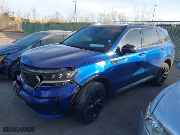 2022 Kia Sorento SX with VIN 5XYRKDLF4NG114223, listed as a IAAI auction lot 41492146 with 55,983 mi miles. Bid and sale history available at carsss.com. Image 2.
