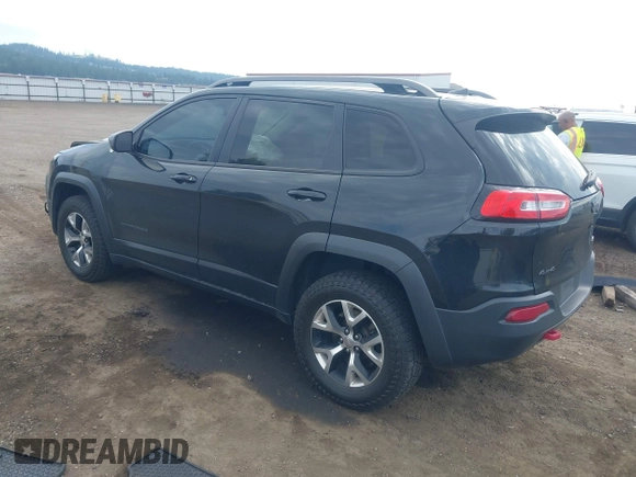 2016 Jeep Cherokee Trailhawk with VIN 1C4PJMBS4GW169267, listed as a IAAI auction lot 42597291 with 79,258 mi miles and . Bid and sale history available at DreamBid. Image 3.