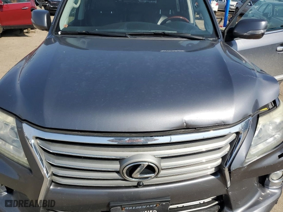 2013 Lexus LX 570 with VIN JTJHY7AX3D4101528, listed as a Copart auction lot 48038215 with 191,861 mi miles and Clean Title. Bid and sale history available at carsss.com. Image 11.